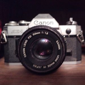 Vintage Canon AE-1